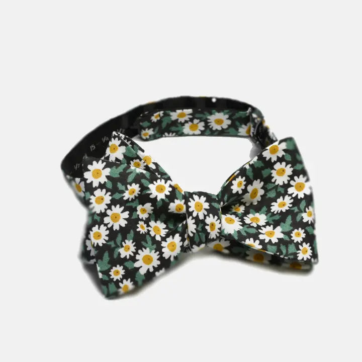 Daisy Bow Tie-Curated Basics-DISTRICT 1