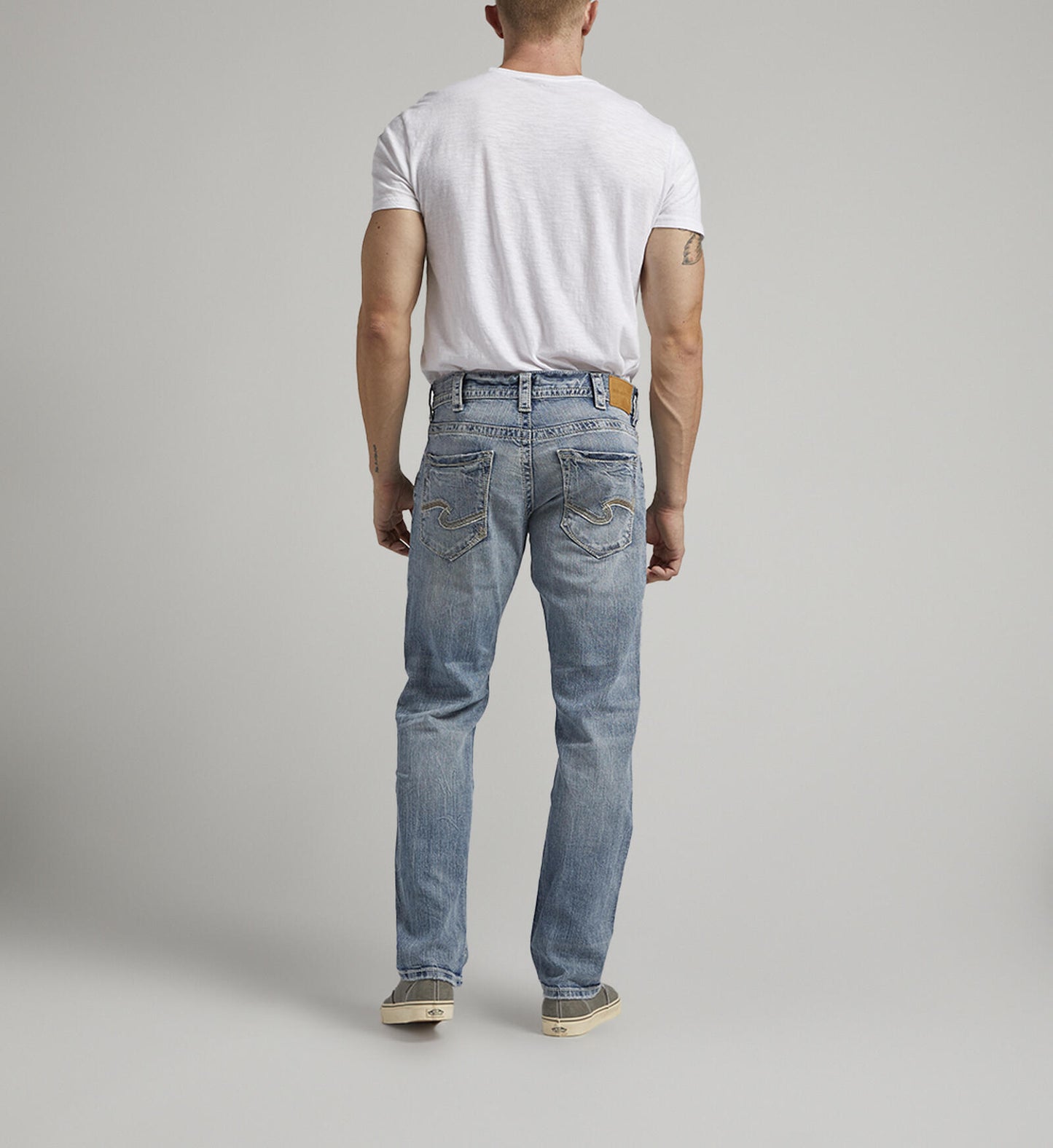 Eddie Relaxed Fit Tapered Leg Jeans-Silver Jean Co-DISTRICT 1