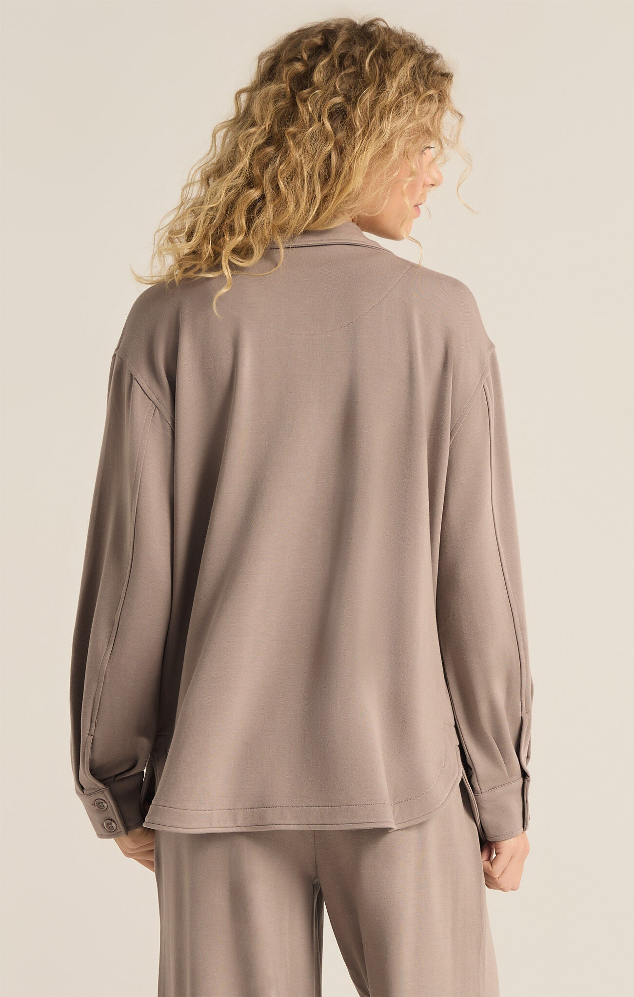 LAYOVER TOP-ZSUPPLY-DISTRICT 1