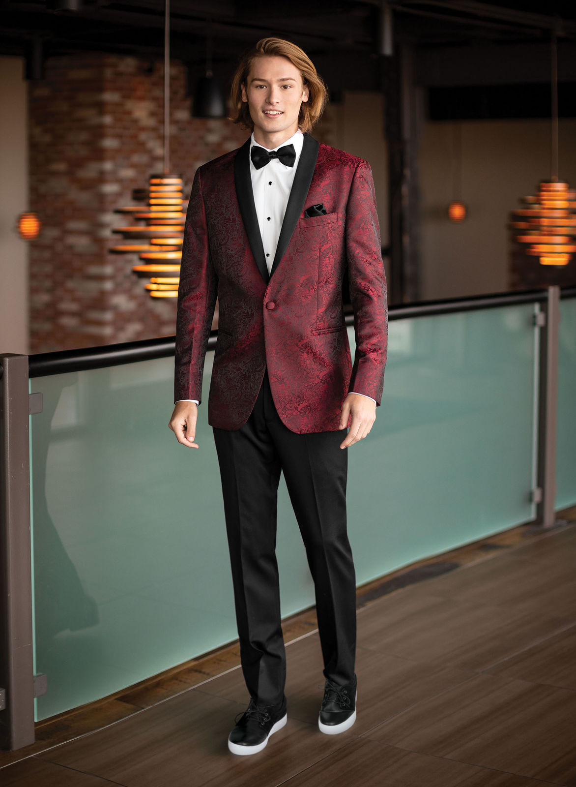 Apple Red Paisley Aries-JFW-DISTRICT 1